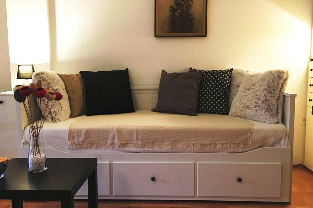 Studio 16 Novi Sad Bagian luar foto